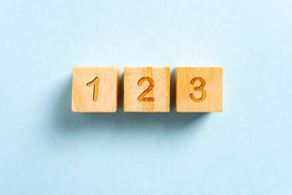 blocks with the numbers 1, 2 and 3
